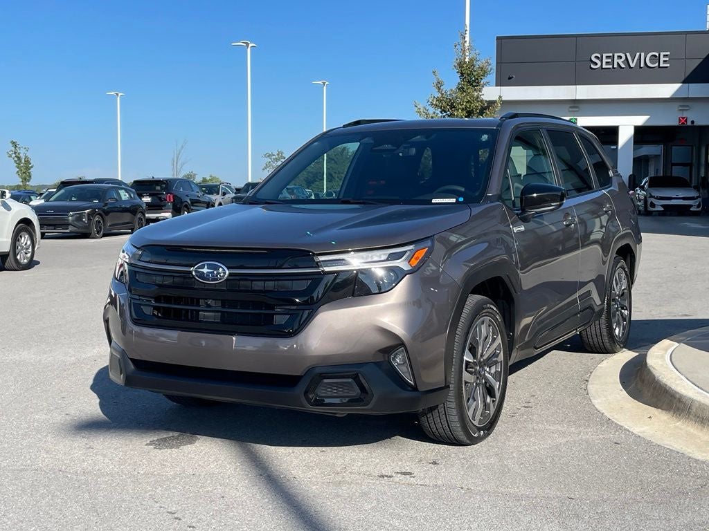 2025 Subaru Forester Hybrid Touring - POWER MOONROOF / VENTILATED SEATS