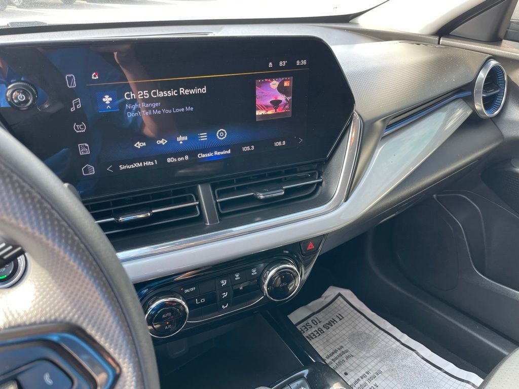 2025 Chevrolet Trax LT