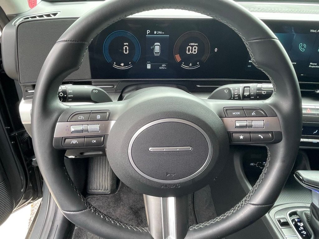 2025 Hyundai Kona SEL - WIRELESS CARPLAY / 12" DISPLAY