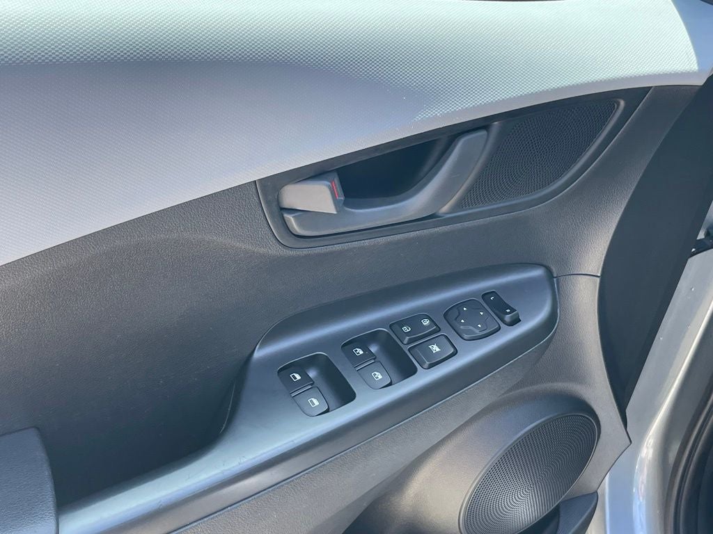 2018 Hyundai Kona SEL - PUSH BUTTON START / APPLE CARPLAY