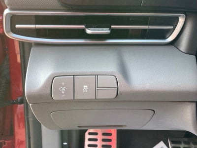 2025 Hyundai Elantra SEL Sport - 39 MPG / APPLE CARPLAY