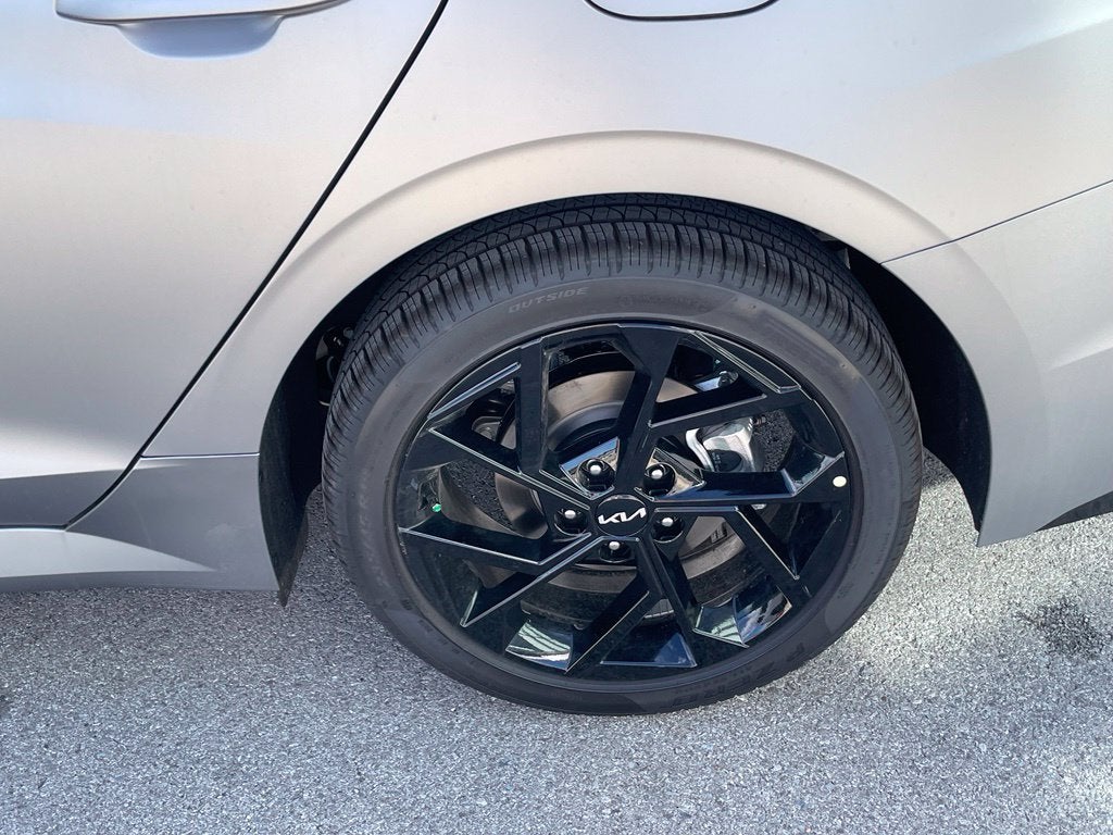 2027 Kia K5 GT-Line