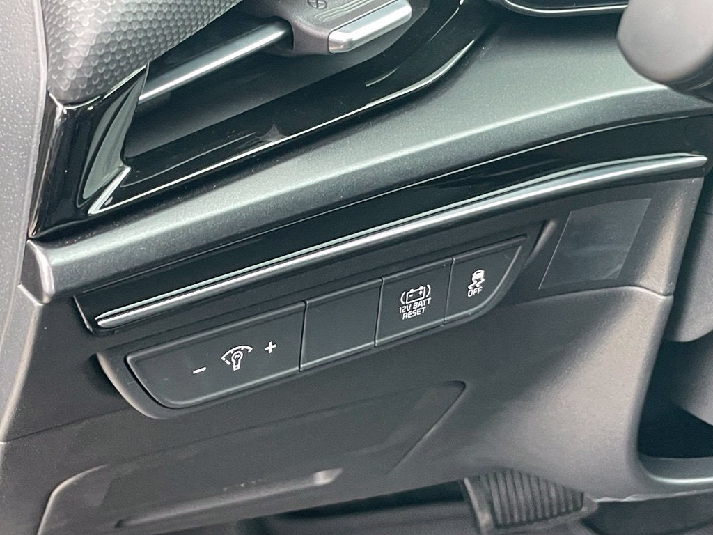 2027 Kia Niro Base