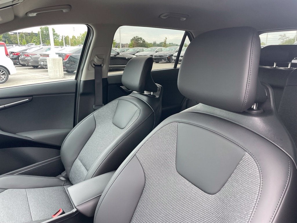 2027 Kia Niro Base