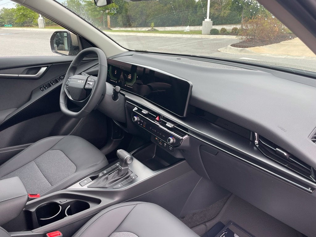 2027 Kia Niro Base
