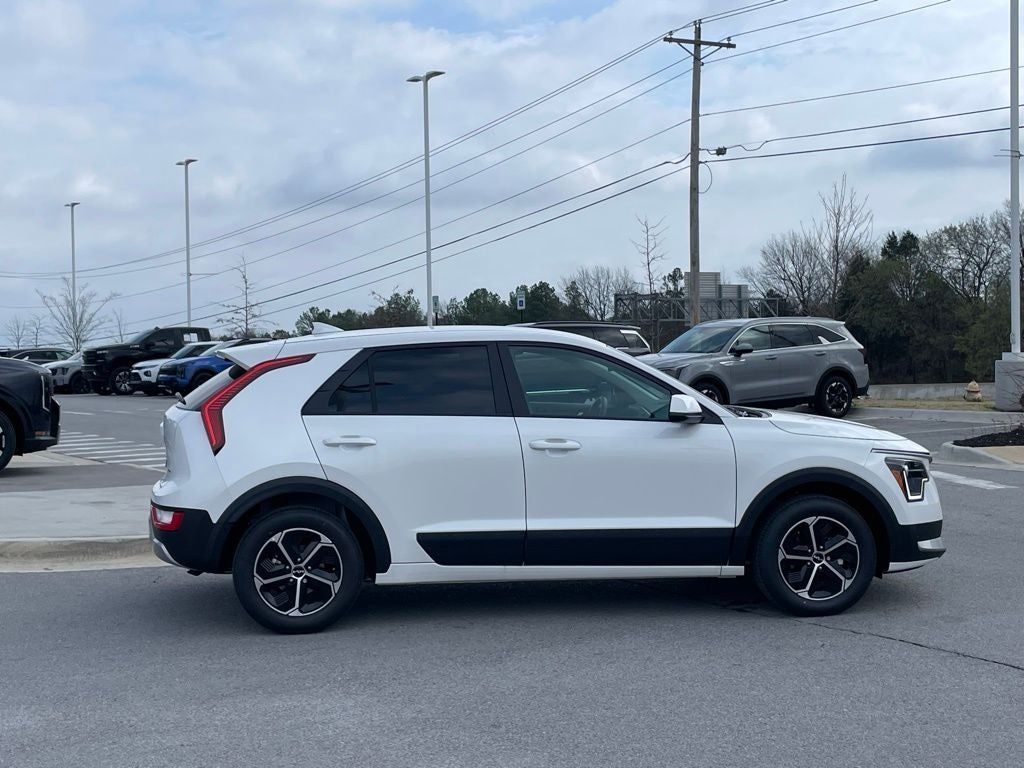 2026 Kia Niro LX