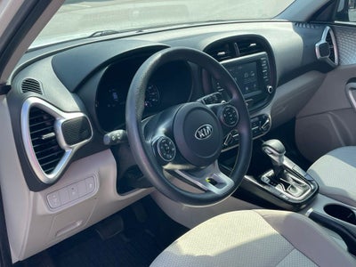 2020 Kia Soul LX - 35 MPG / APPLE CARPLAY
