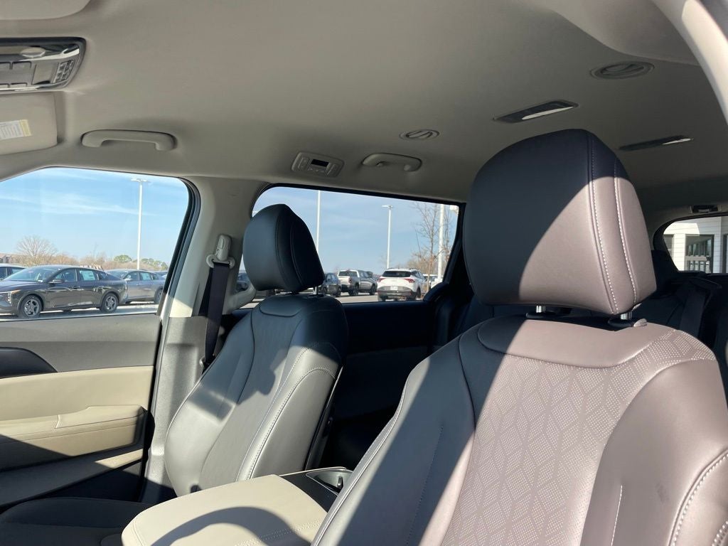 2026 Kia Carnival LXS