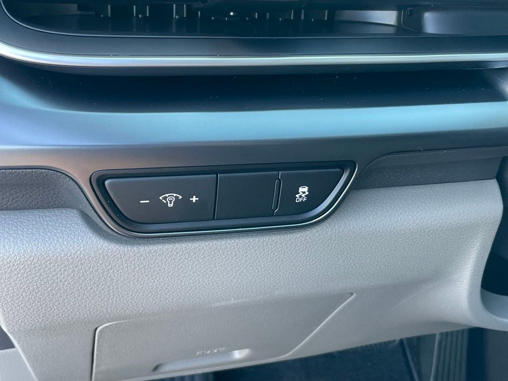 2027 Kia Carnival LXS