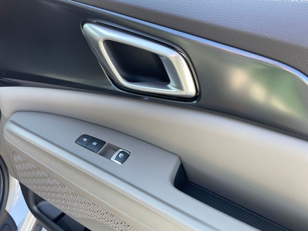 2027 Kia Carnival LXS