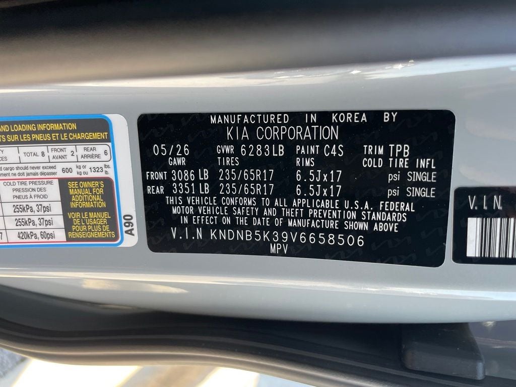 2027 Kia Carnival LXS