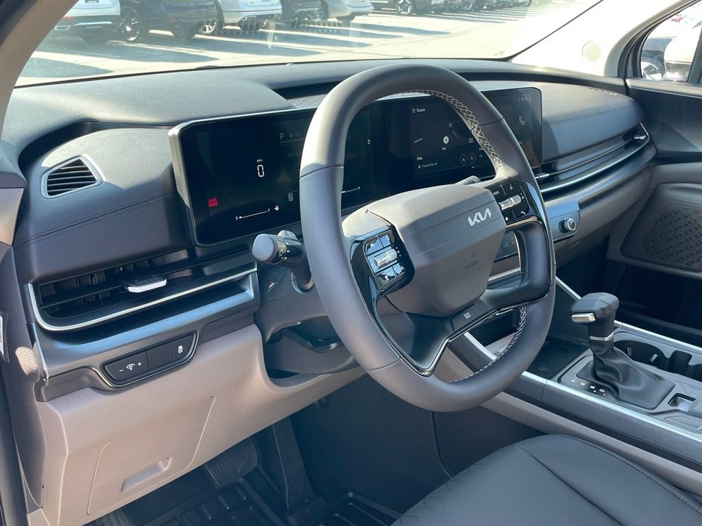 2027 Kia Carnival LXS