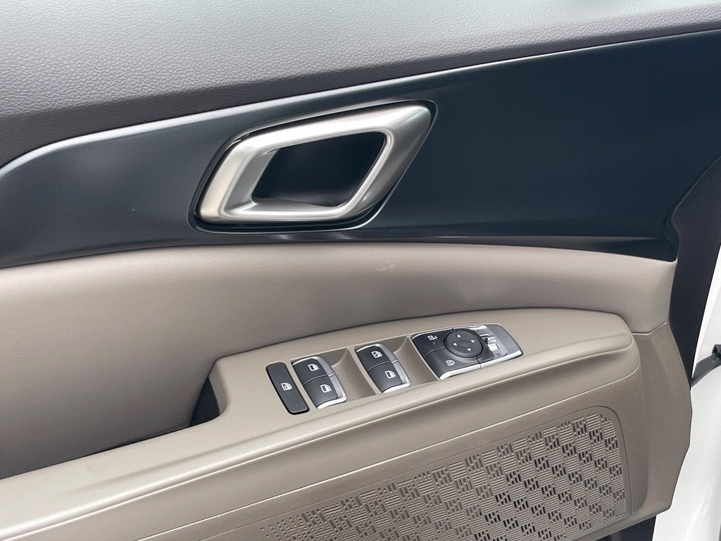 2027 Kia Carnival LXS