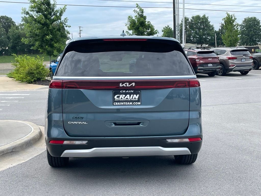 2024 Kia Carnival EX