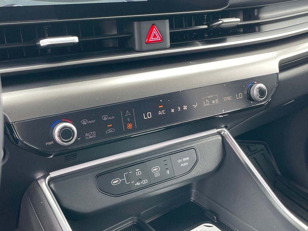 2027 Kia Carnival EX