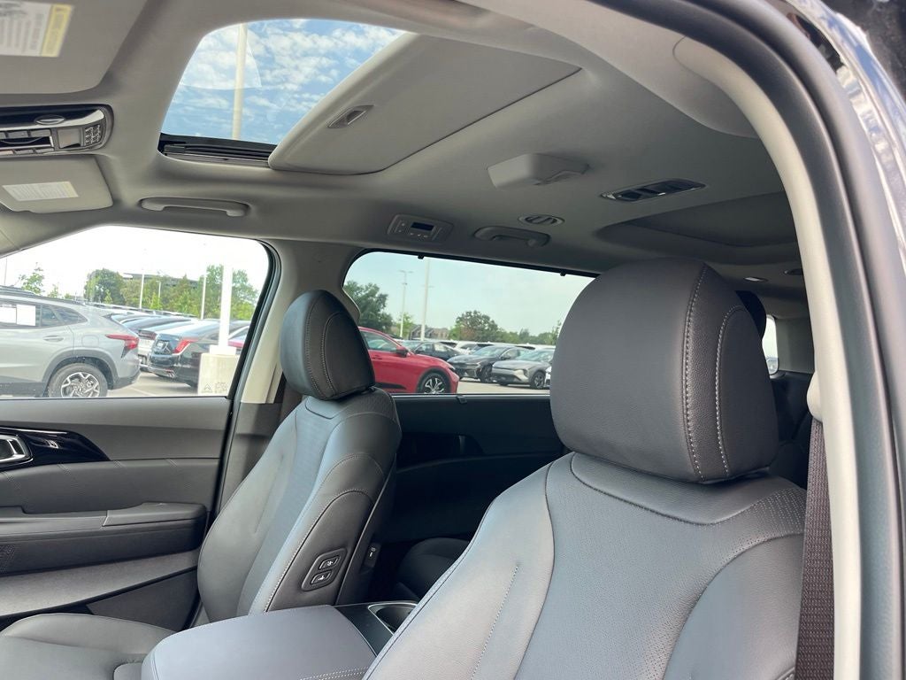 2027 Kia Carnival SX Prestige