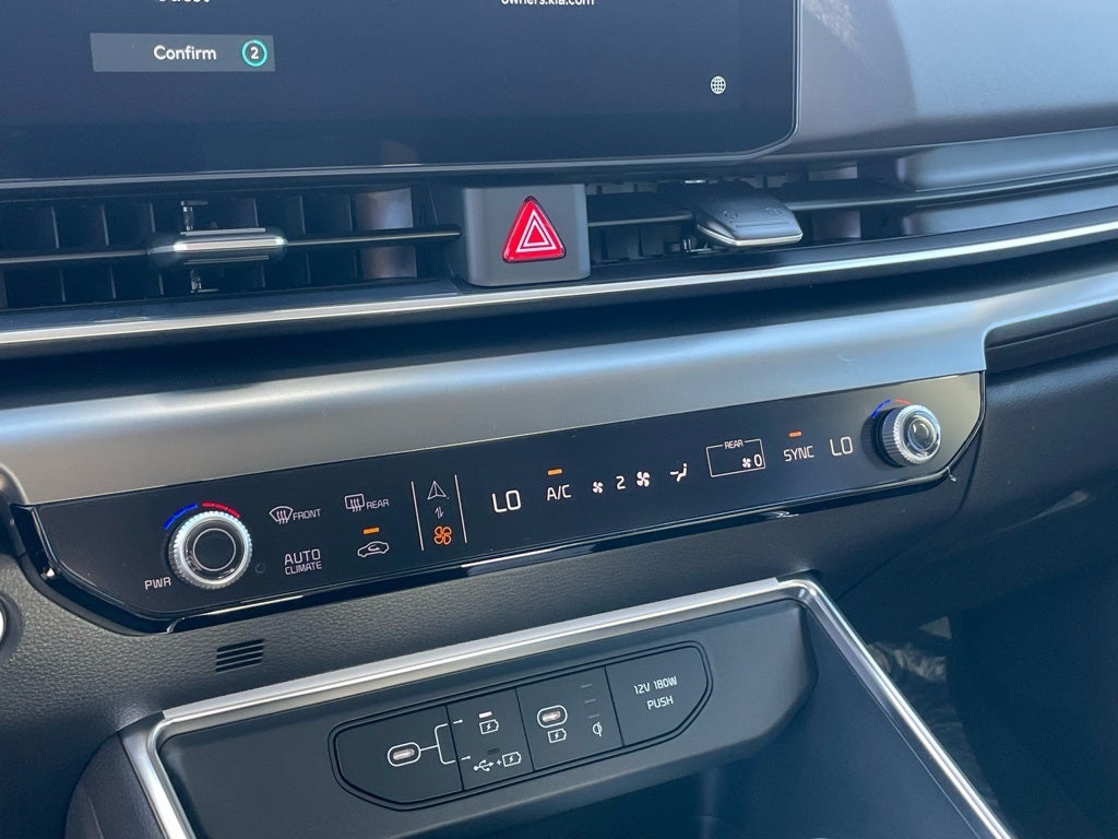 2026 Kia Carnival SX