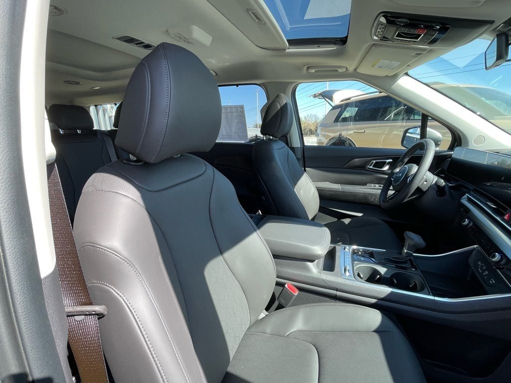 2026 Kia Carnival SX