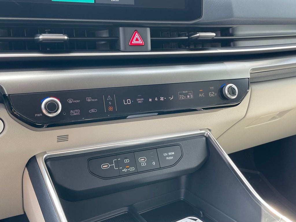 2026 Kia Carnival Hybrid SX