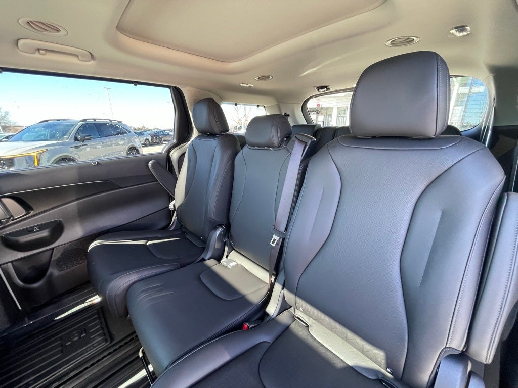 2026 Kia Carnival Hybrid SX