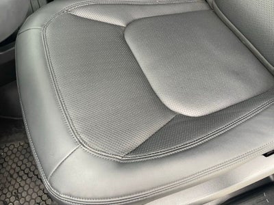 2025 Land Rover Defender 110 X-Dynamic SE - PANORAMIC ROOF / ELECTRONIC AIR SUSPENSION