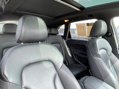 2016 Audi Q5 3.0T Prestige QUATTRO - HEATED CUP HOLDERS / PANORAMIC ROOF