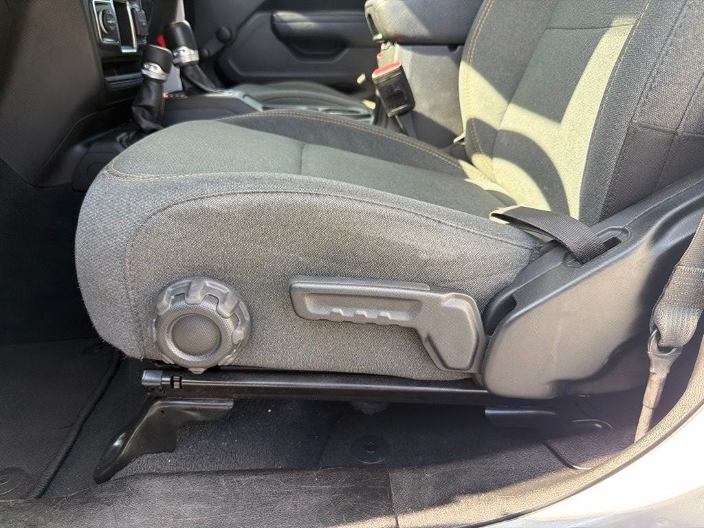 2024 Jeep Wrangler Sport CLEAN CARFAX 1-OWNER