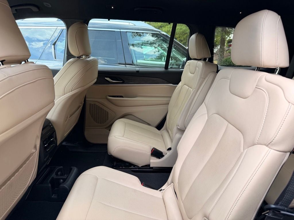 2023 Jeep Grand Cherokee L Limited CARFAX 1-OWNER