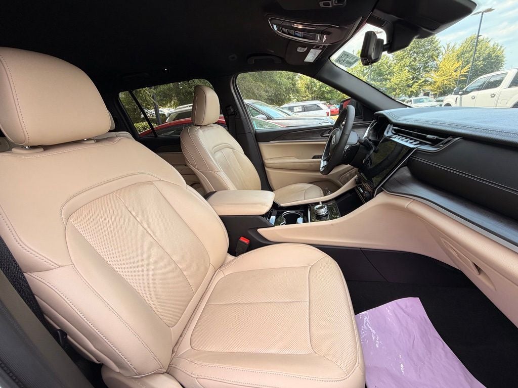 2023 Jeep Grand Cherokee L Limited CARFAX 1-OWNER