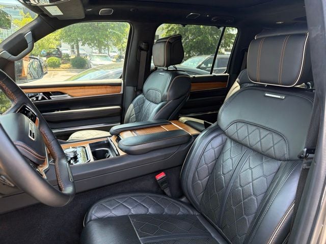 2024 Jeep Grand Wagoneer L Series III