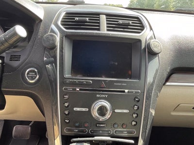 2018 Ford Explorer Limited One Owner, Clean CarFax, Leather, Moonroof, Bucket