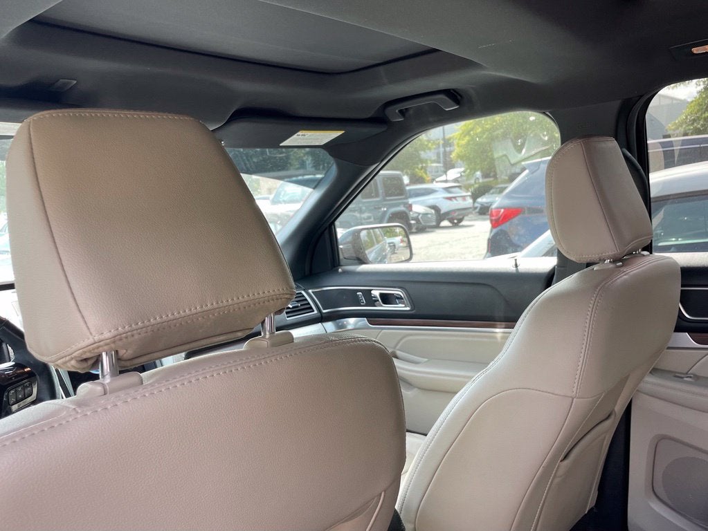 2018 Ford Explorer Limited One Owner, Clean CarFax, Leather, Moonroof, Bucket