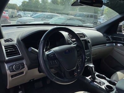 2018 Ford Explorer Limited One Owner, Clean CarFax, Leather, Moonroof, Bucket