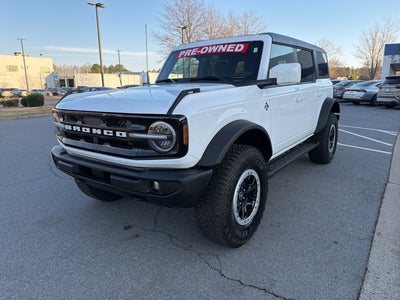2023 Ford Bronco Outer Banks Sasquatch package