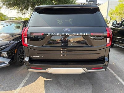 2025 Ford Expedition Platinum
