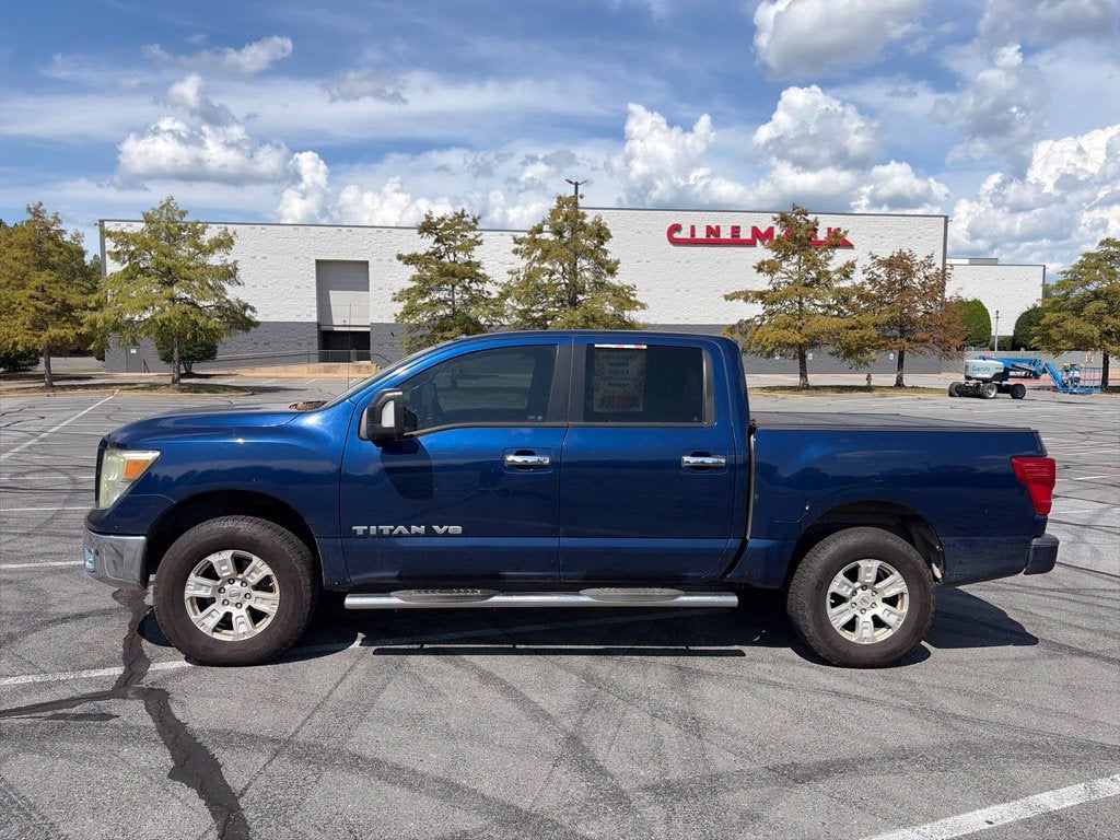 2019 Nissan Titan SV Clean CarFax, Navi, Blind Spot, CarPlay