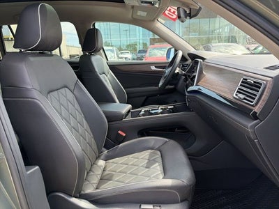 2025 Volkswagen Atlas 2.0T SEL Premium R-Line