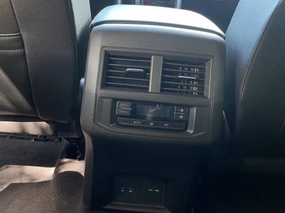 2023 Volkswagen Atlas 2.0T SE w/Technology Clean CarFax, One Owner, Third Row Seat