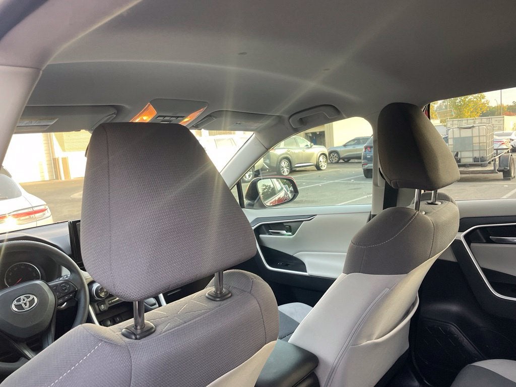 2020 Toyota RAV4 XLE Clean CarFax