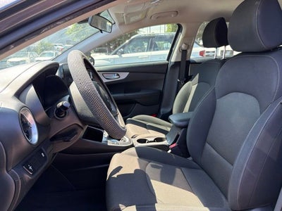 2023 Kia Forte LX