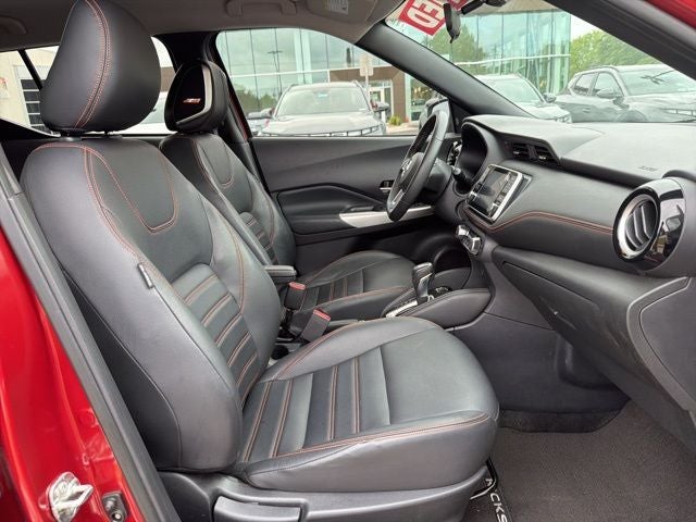 2019 Nissan Kicks SR