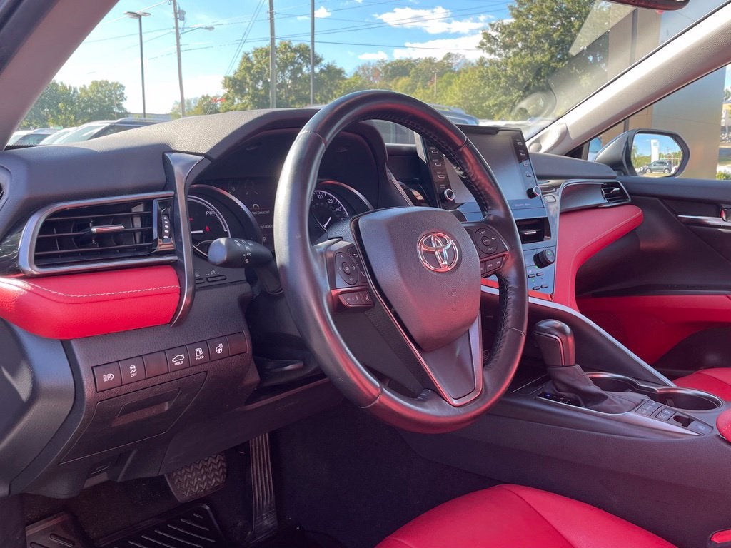 2021 Toyota Camry Hybrid XSE Pano Roof, Leather