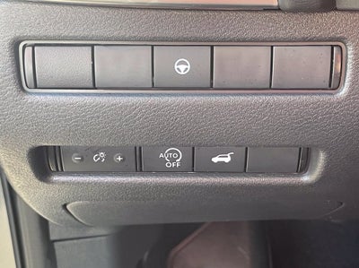 2025 Nissan Rogue SV Clean CarFax, One Owner
