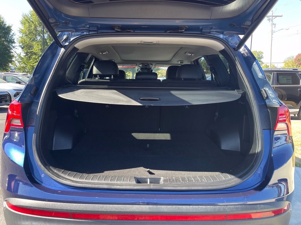 2022 Hyundai Santa Fe SEL Pano Roof, Leather, One Owner, Clean CarFax