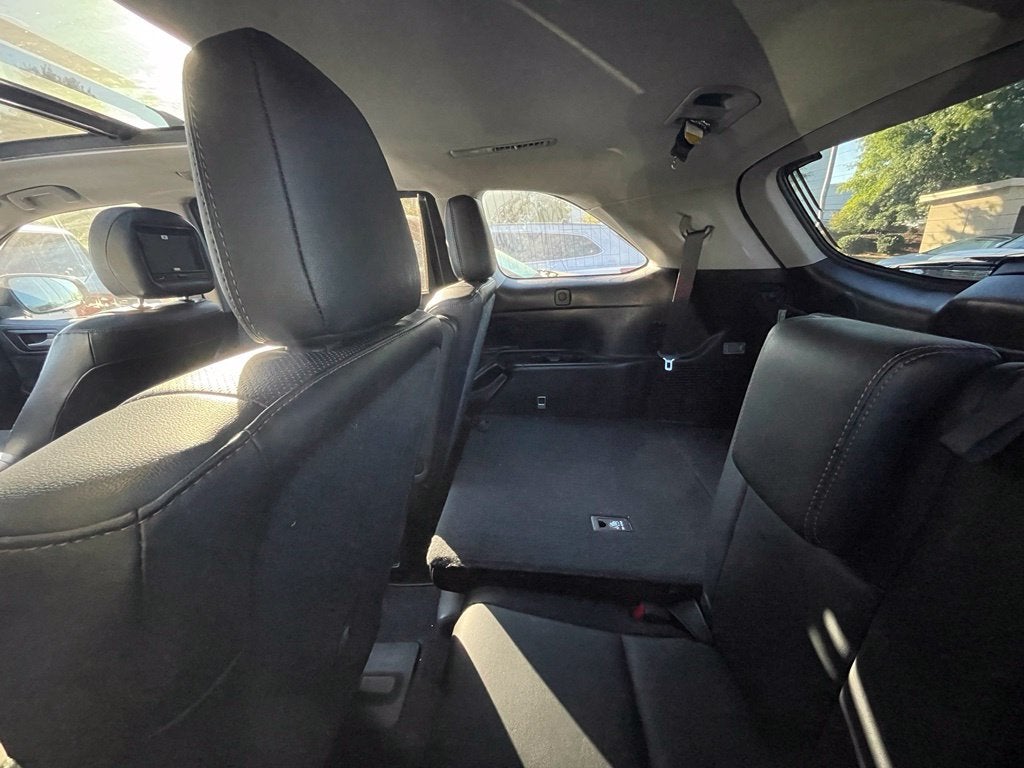 2018 Toyota Highlander Limited Platinum Leather, One Owner, Moonroof, Third Row