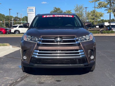 2019 Toyota Highlander Limited Platinum Third Row, Leather, Clean CarFax, One Owner, Low M