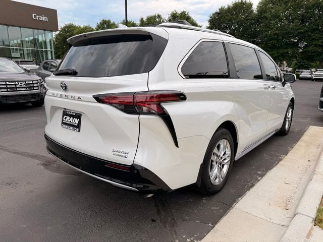 2023 Toyota Sienna Limited 7 Passenger