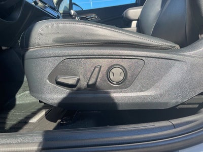 2025 Kia Sportage SX Pano Roof, Leather, One Owner