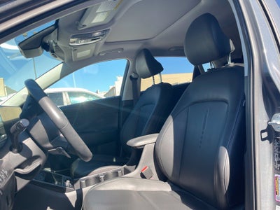 2024 Hyundai Kona Limited Moonroof, Leather, One Owner, Clean CarFax