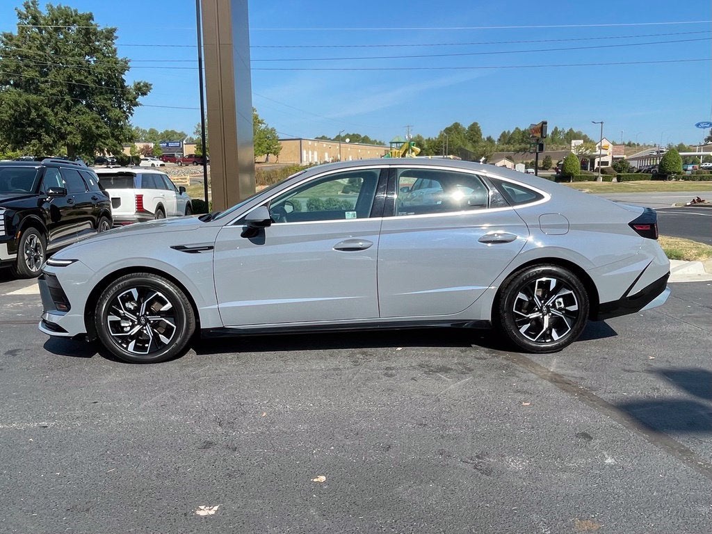 2024 Hyundai Sonata SEL One Owner, Clean CarFax